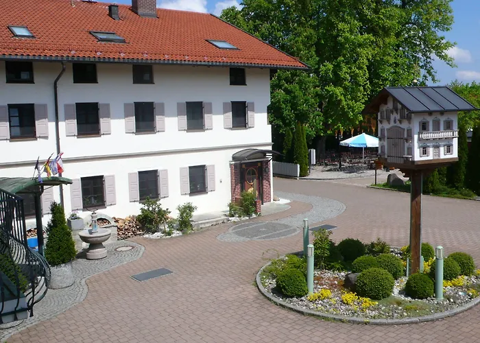 Neuwirt Szálloda 3*