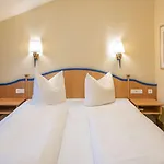 Hotel Neuwirt 3*