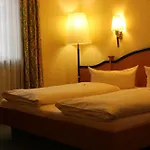 Neuwirt Hotel