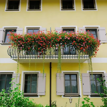 Hotel Neuwirt 3*