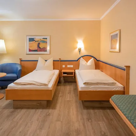 Neuwirt Hotel 3*