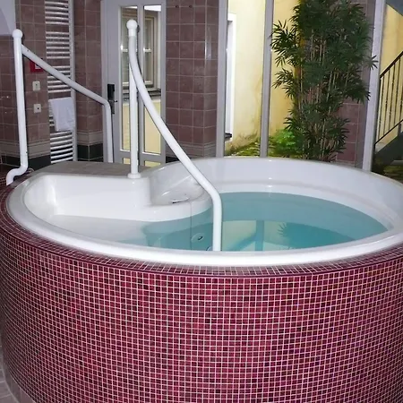 Hotel Neuwirt 4*