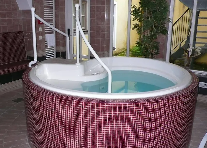 Hotel Neuwirt 3*
